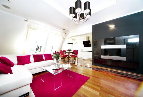 Elch Polen Last-Minute-Rabattcode Booking.com