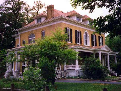 Alton (Illinois) United States Last Minute Discount Code Booking.com