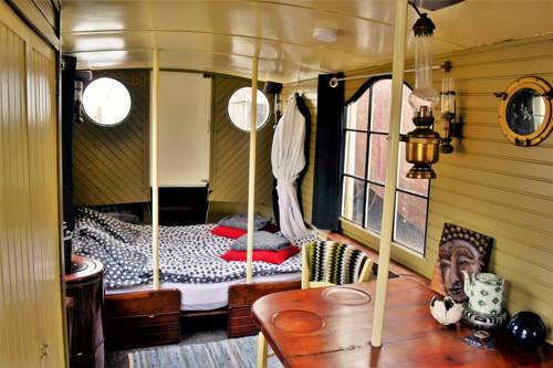 Amsterdam Países Bajos Último Minuto Código de Descuento Booking.com