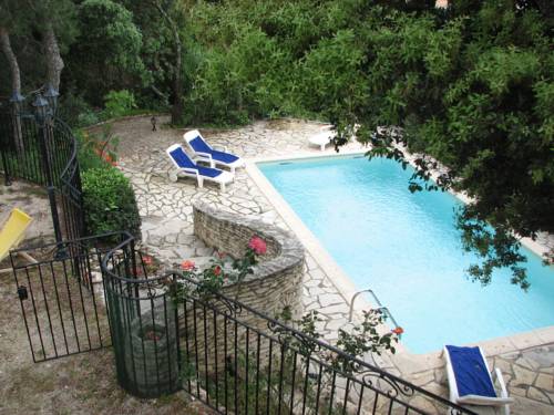 Villeneuve-lès-Avignon Francia Último Minuto Código de Descuento Booking.com