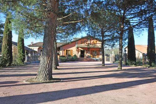 Santa Giuletta Italy Last Minute Discount Code Booking.com