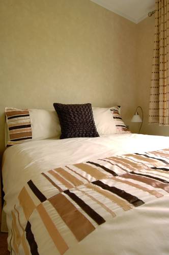 Westfield United Kingdom Last Minute Discount Code Booking.com