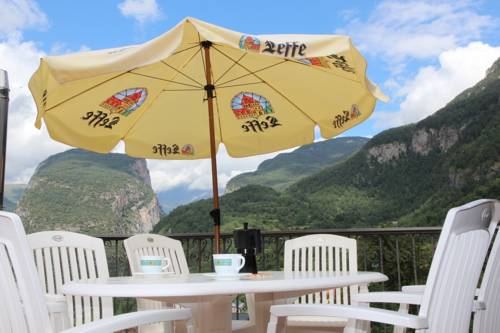 Saravillo Spanien Last-Minute-Rabattcode Booking.com