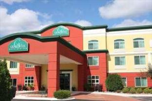 Appleton (WI) United States Last Minute Discount Code Agoda.com