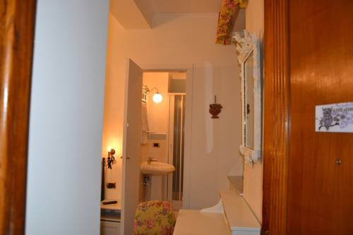 Napoli Italien Last-Minute-Rabattcode Booking.com
