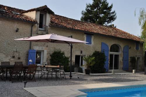 Champagne-et-Fontaine France Last Minute Discount Code Booking.com