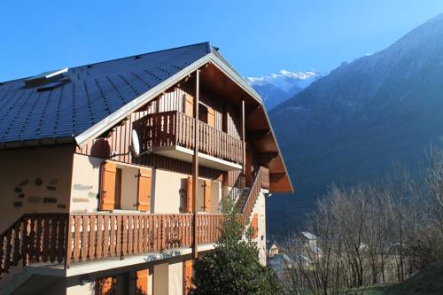 Saint-Léger Francia Último Minuto Código de Descuento Booking.com