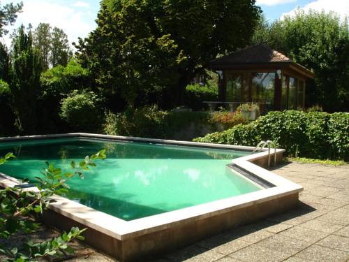 Mies Switzerland Last Minute Discount Code Booking.com