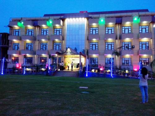 Greater Noida India Last Minute Discount Code Booking.com