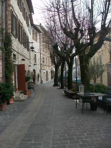 Asís Italia Último Minuto Código de Descuento Booking.com