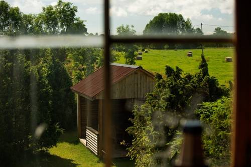 Maebe Estonia Último Minuto Código de Descuento Booking.com