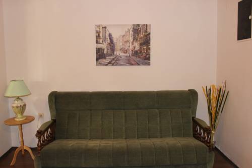 Bar Montenegro Último Minuto Código de Descuento Booking.com