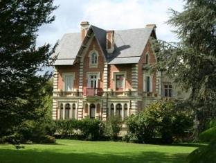 Les Ponts-de-Ce France Last Minute Discount Code Agoda.com
