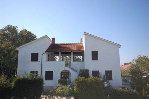 Malinska Croacia Último Minuto Código de Descuento Booking.com
