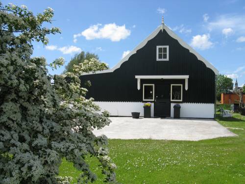 Warder Netherlands Last Minute Discount Code Booking.com