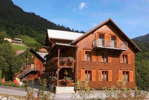 Brand Austria Last Minute Discount Code Booking.com