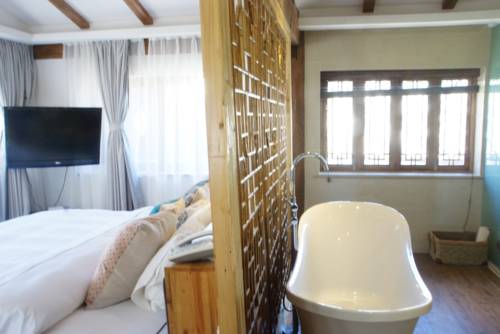 Lijiang China Last Minute Discount Code Booking.com