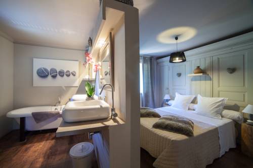 Eygalières France Last Minute Discount Code Booking.com