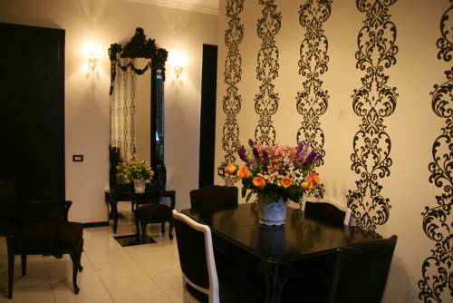 Tbilisi Georgia Último Minuto Código de Descuento Booking.com