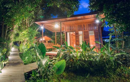 Uthai Thani Thailand Last Minute Discount Code Agoda.com