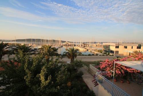 Kastel Gomilica Kroatien Last-Minute-Rabattcode Booking.com