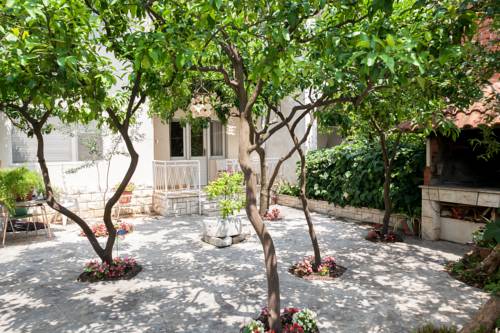Podgora Kroatië Laatste minuut Kortingscode Booking.com