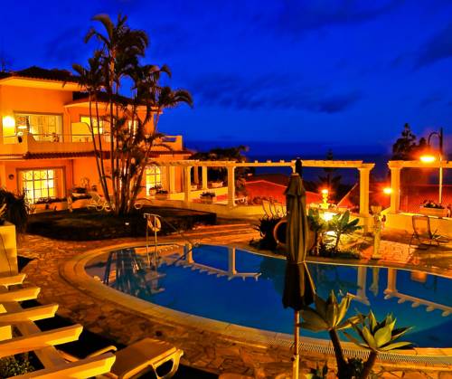 Caniço De Baixo (Madeira) Portugal Last Minute Discount Code Booking.com