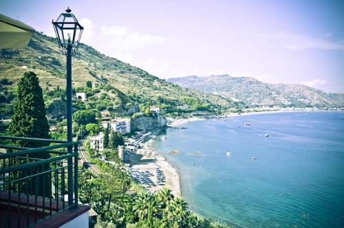 Taormina Italia Último Minuto Código de Descuento Booking.com