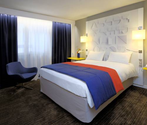 Rennes Francia Último Minuto Código de Descuento Booking.com